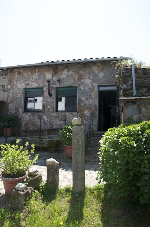 Albergue Los Blasones Sarria Exterior foto